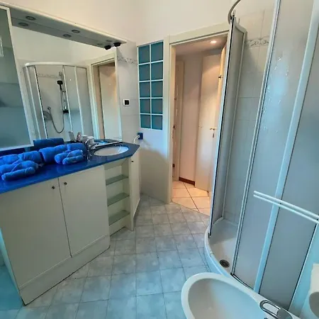 Apartment Stazione Centrale •